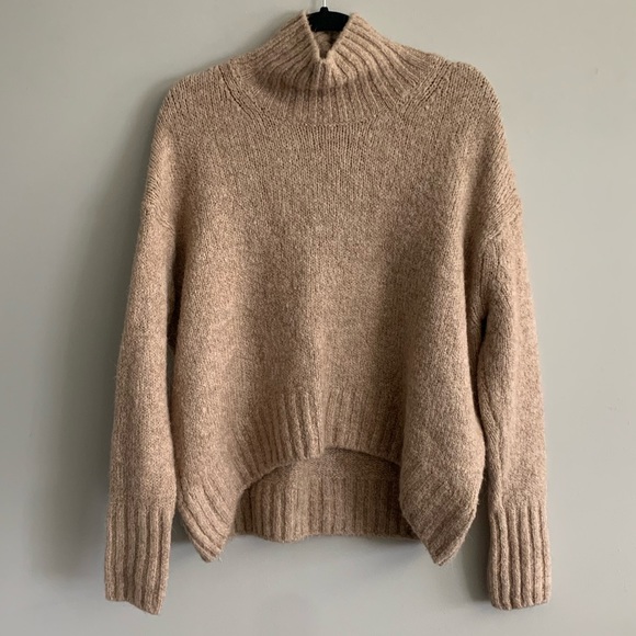 H&M Sweaters - Oversized sweater